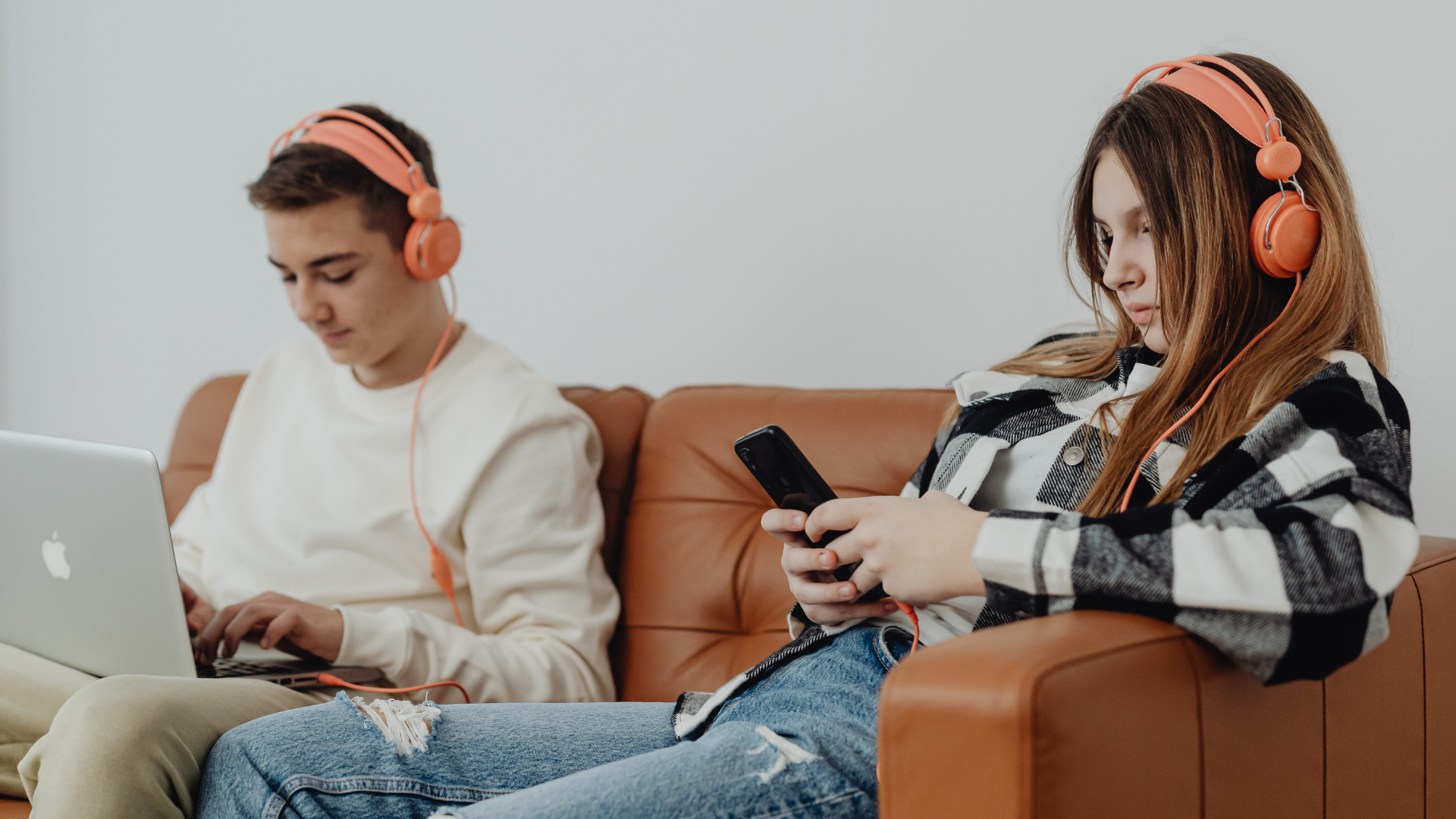 Cyfrowe rozwiązania w ochronie zdrowia – jak Polacy korzystają z e‑recept i narzędzi AI?